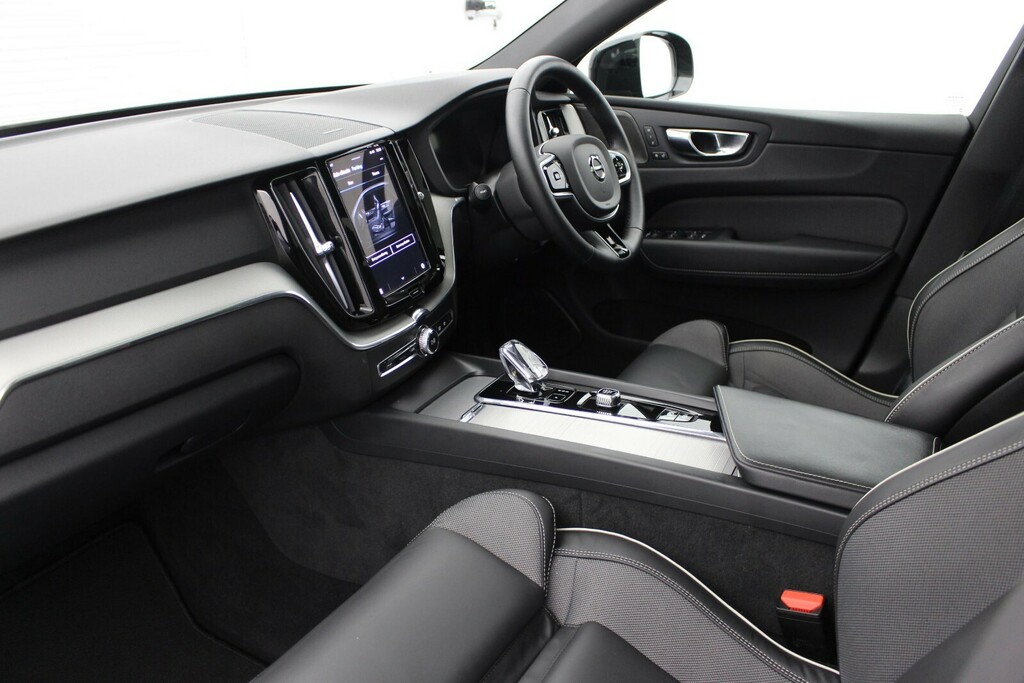 Volvo XC60 2.0 T6 350 Rc Phev Plus Black Ed Awd DL24AMV Black #5