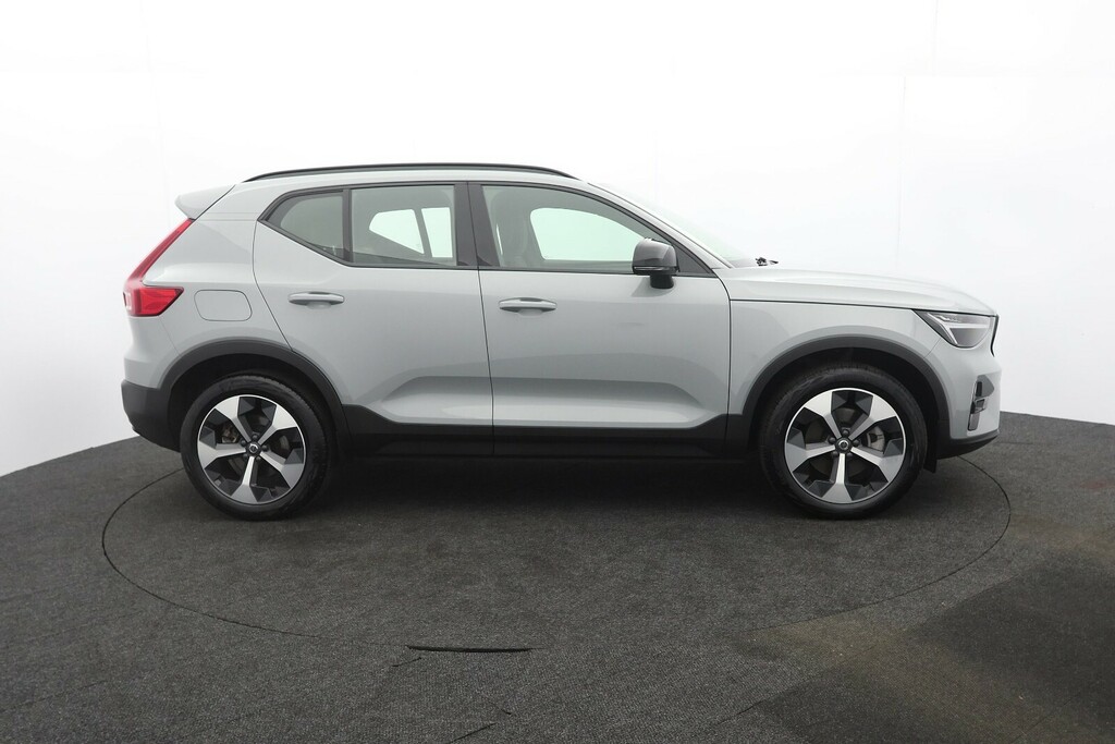 Volvo XC40 2.0 B4p Mild Hybrid Plus Dark HT74FTJ Grey #2