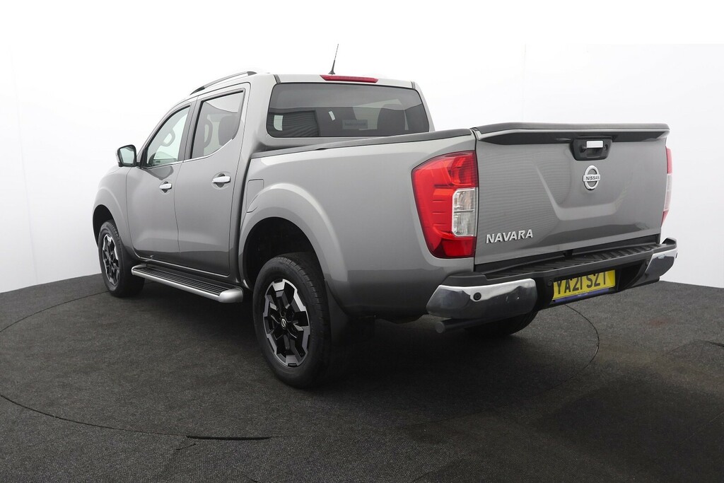 Nissan Navara Double Cab 2.3 Dci Tekna Pickup 4Wd Euro 6 Grey #3