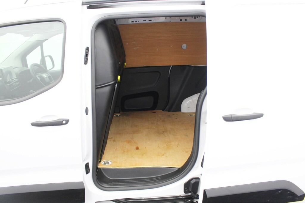 Vauxhall Combo 1.5 Turbo D 2300 Prime Swb DN24NKF White #5
