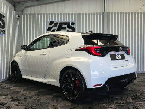 Toyota Yaris 2021 21 1.6T  White #4