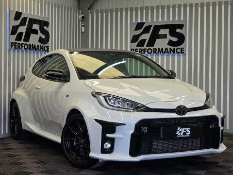 Toyota Yaris 2021 21 1.6T White