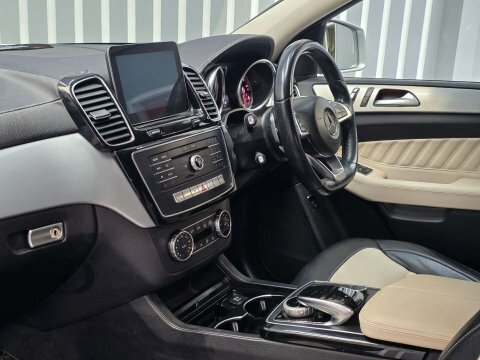 Mercedes-Benz GLE Coupe Suv Black #8