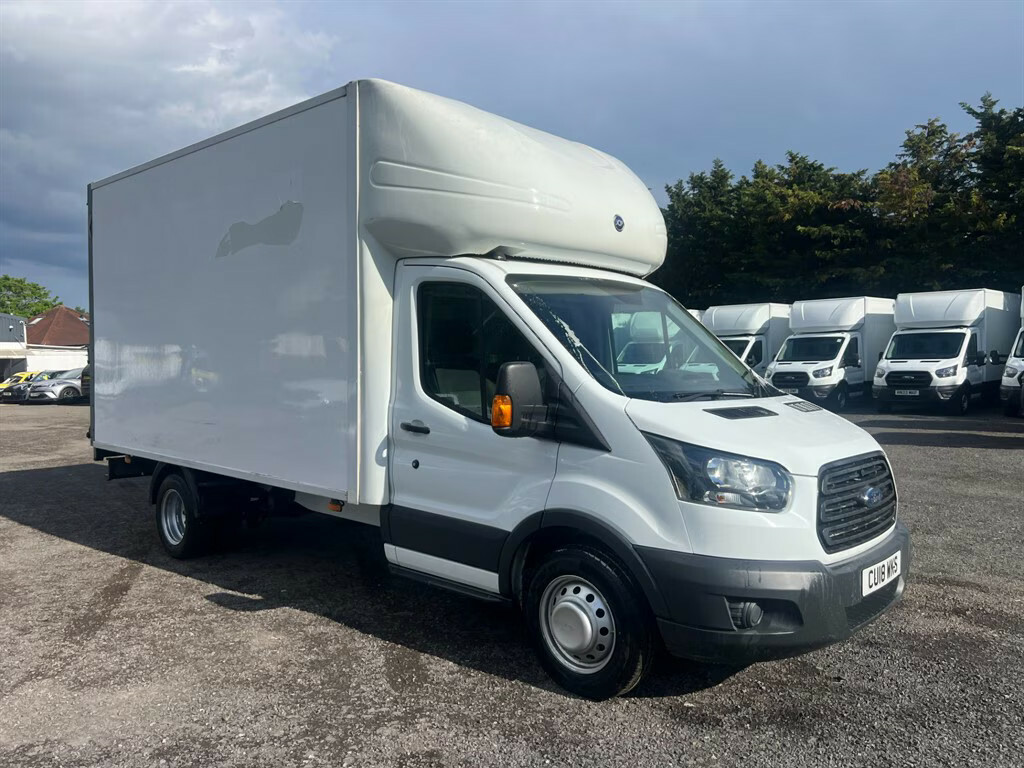 Ford Transit Custom 350 Luton Luton Van CU18WKS White #5