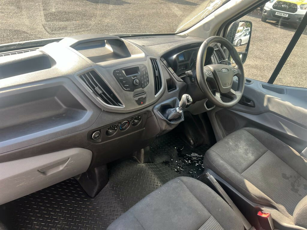 Ford Transit Custom 350 Luton Luton Van CU18WKS White #6