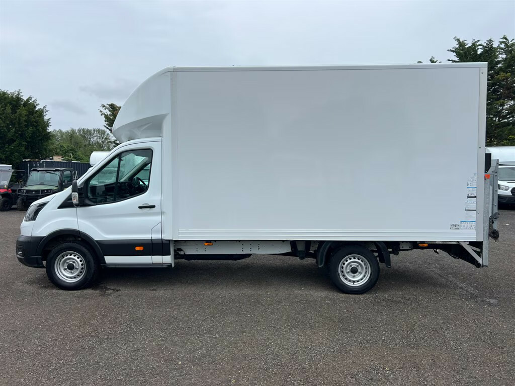 Ford Transit Custom 350 Leader Luton Ecoblue Luton Van White