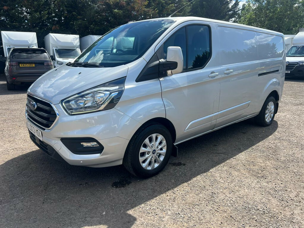 Ford Transit Custom 2.0 Ecoblue 130Ps Low Roof Limited Van Panel Van D Silver