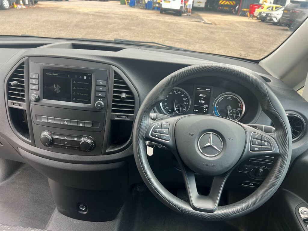 Mercedes-Benz eVito 116 E 66Kwh Progressive Fwd L2 6Dr Lwb Silver #11