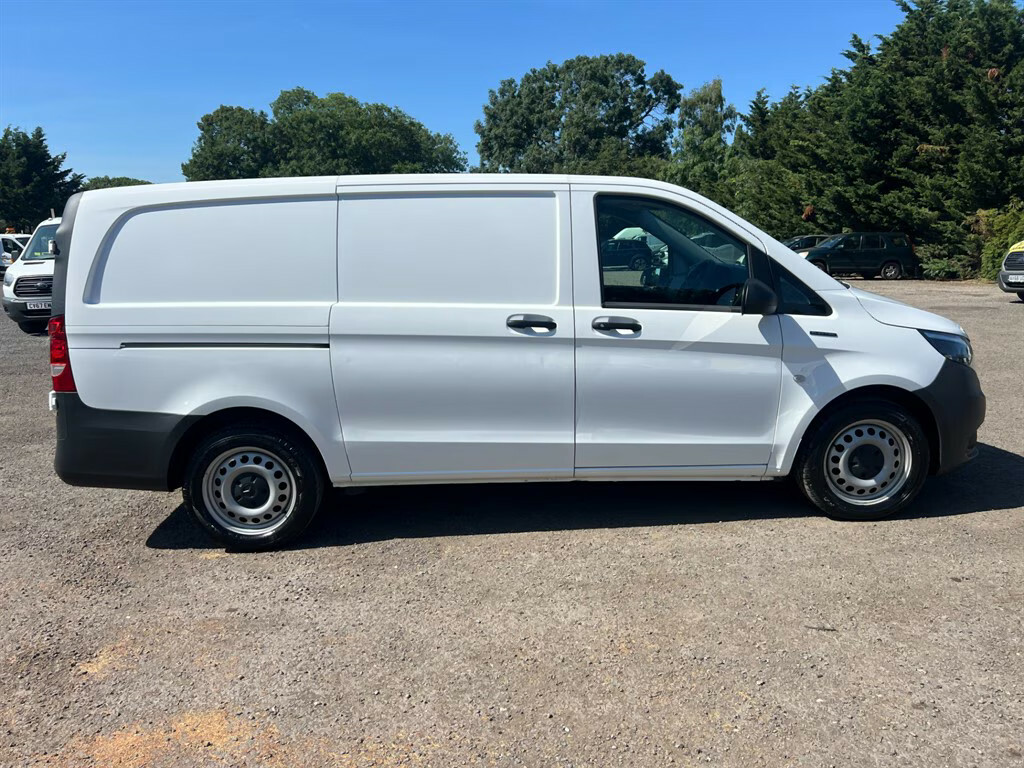 Mercedes-Benz eVito 85Kw 66Kwh Progressive Van Panel Van White #2