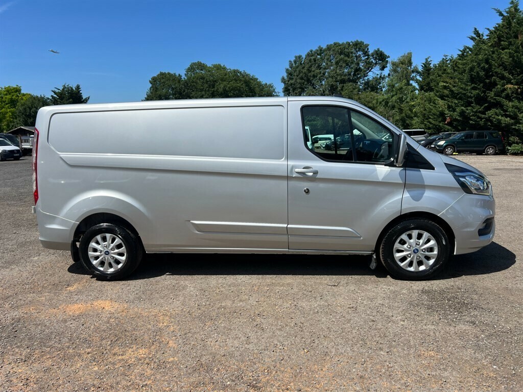 Ford Transit Custom 2.0 Ecoblue 130Ps Low Roof Limited Van Panel WR71KFP Silver #3