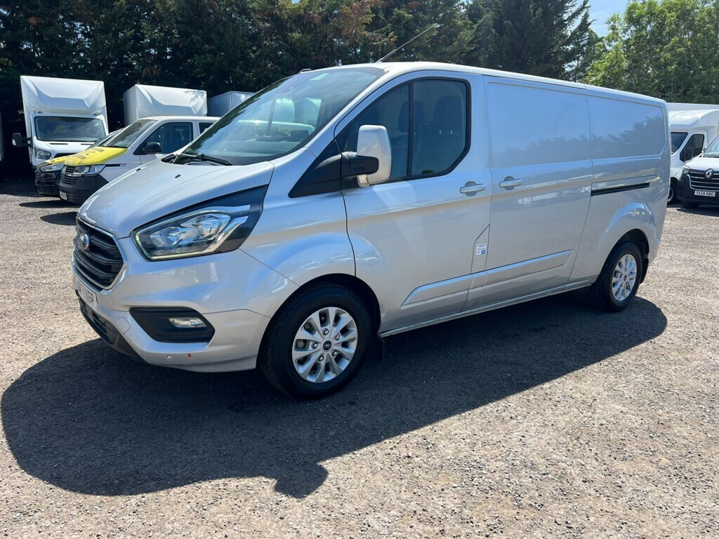 Ford Transit Custom 2.0 Ecoblue 130Ps Low Roof Limited Van Panel WR71KFP Silver #2