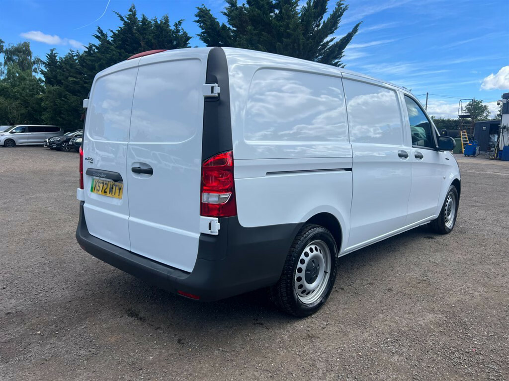 Mercedes-Benz eVito 85Kw 66Kwh Progressive Van Panel Van White #2