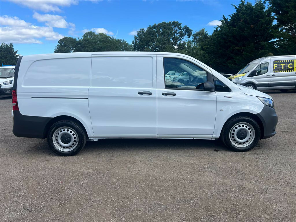 Mercedes-Benz eVito 85Kw 66Kwh Progressive Van Panel Van White #4