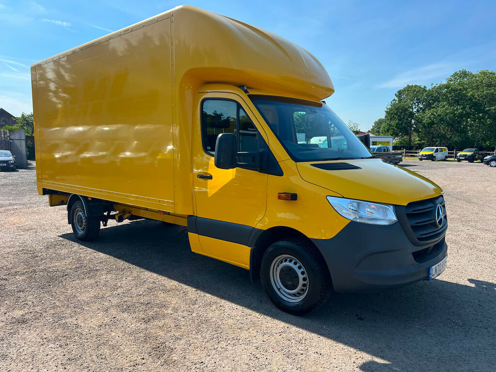Mercedes-Benz Sprinter 314 Cdi Progressive Luton Van Yellow