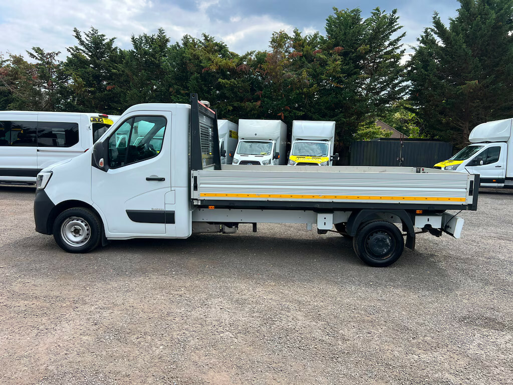 Renault Master Ll35 Energy Dci 145 Business Low Roof Dropside Cha White #4