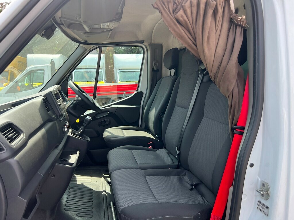 Renault Master 2.3 Red Edition 135 Bhp L3 H2 Euro 6 Ulez Free Red #8