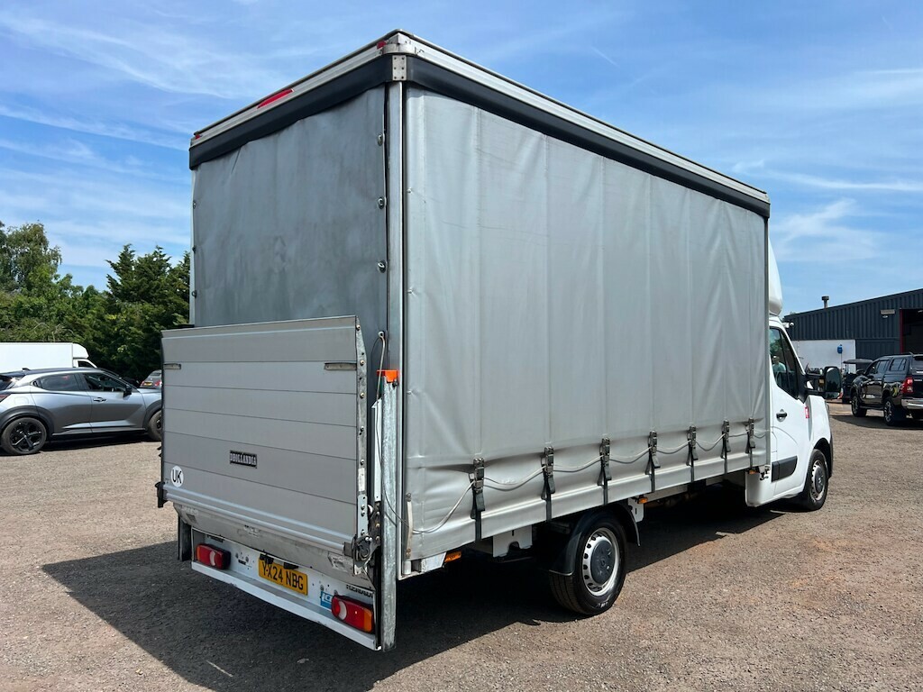 Renault Master 35 L3h1 Curtainside Luton Curtain Side Manu White #3