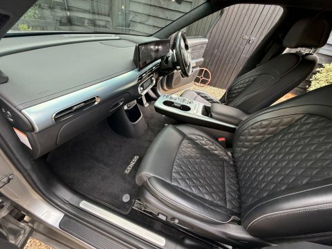 Genesis GV60 77.4Kwh Premium #17