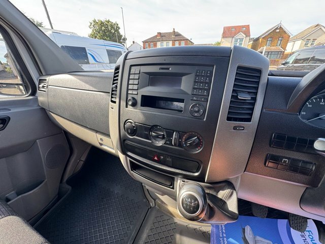 Mercedes-Benz Sprinter 313 Cdi Chassis Cab White #5
