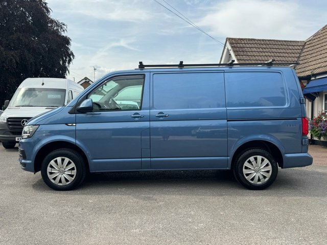 Volkswagen Transporter Tdi T28 Bluemotion Tech Blue #5