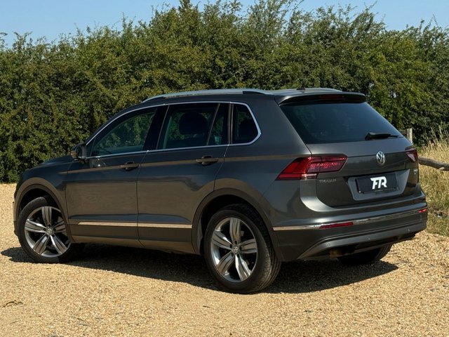 Volkswagen Tiguan 2.0 Tsi Sel Suv Dsg 4Motion Euro 6 S S Grey #2