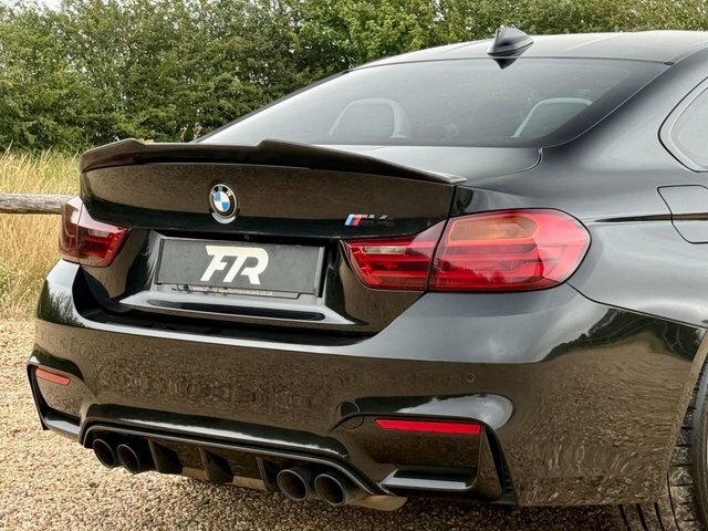 BMW M4 M4 Dct Competition Pack Black #26