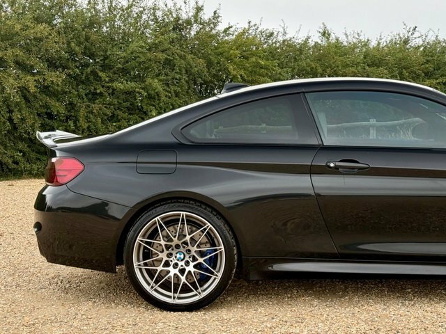 BMW M4 M4 Dct Competition Pack Black #28
