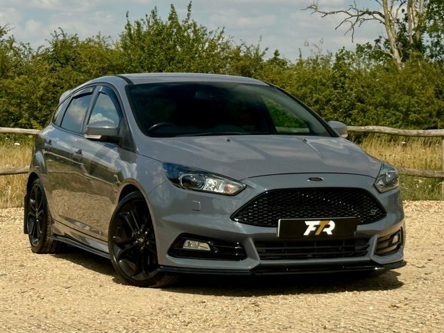 Ford Focus Hatchback Grey #7