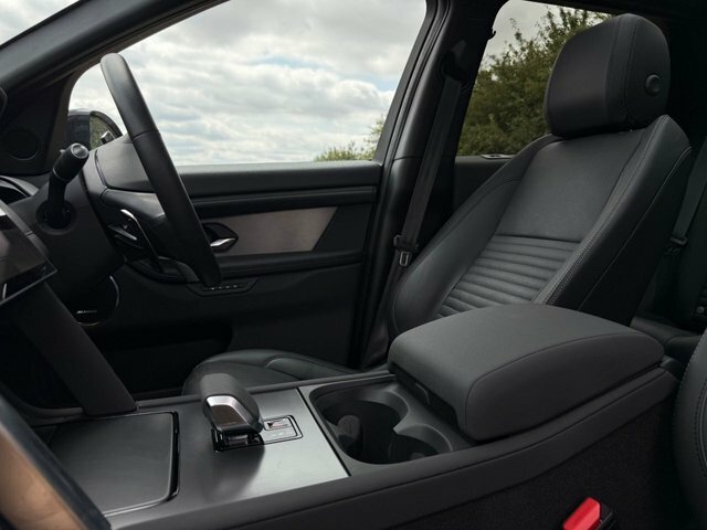 Land Rover Discovery Sport 2.0 D200 Mhev Dynamic Se Suv 4Wd E Grey #4
