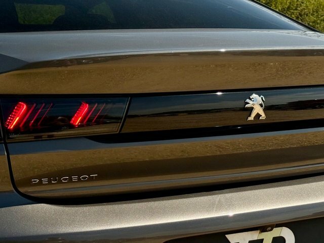 Peugeot 508 Hatchback White #23