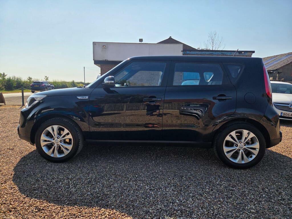 Kia Soul 1.6 Crdi Connect Plus Suv Black #5