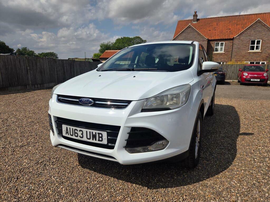 Ford Kuga 2.0 Tdci Titanium Suv AU63UWB White #3