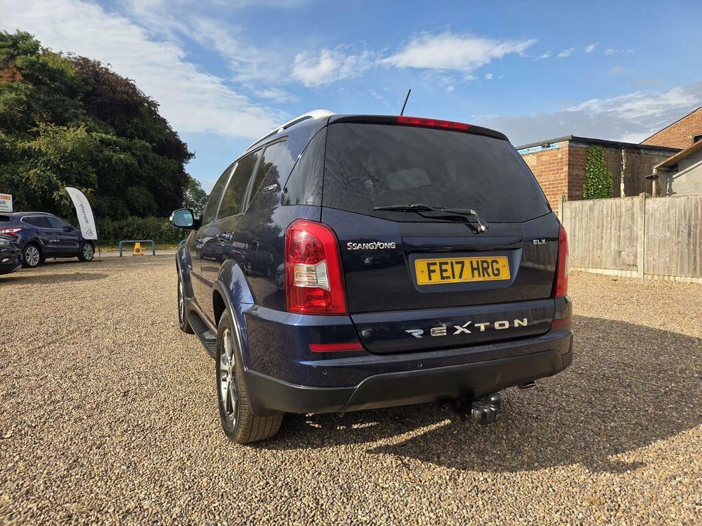 SsangYong Rexton 2.2D Elx Suv  #4