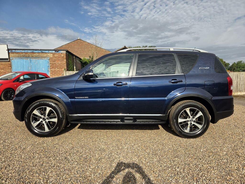 SsangYong Rexton 2.2D Elx Suv  #5