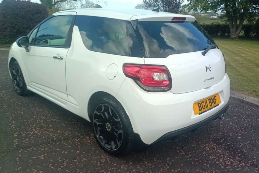 Citroen DS3 Hatchback White #3