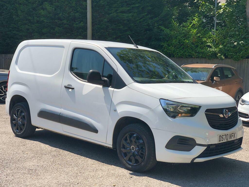 Vauxhall Combo 1.6 Turbo D 2300 Sportive L1 H1 Euro 6 S S White #4