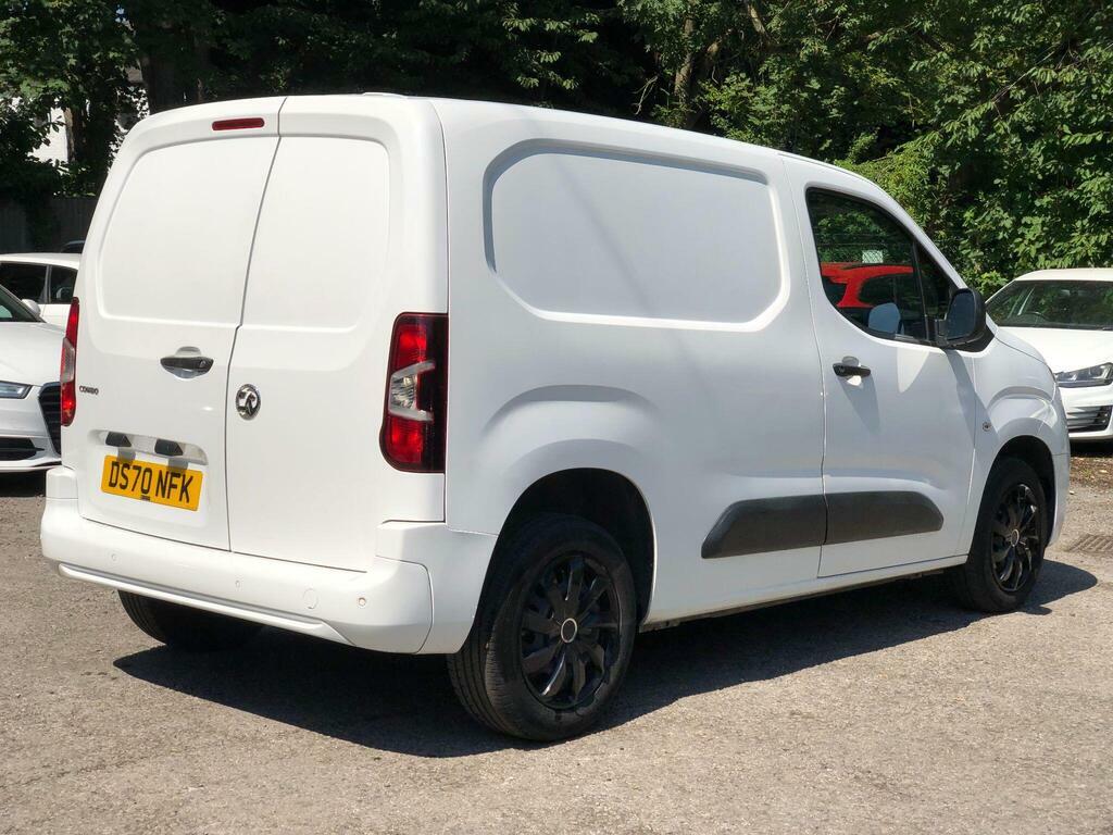 Vauxhall Combo 1.6 Turbo D 2300 Sportive L1 H1 Euro 6 S S White #5