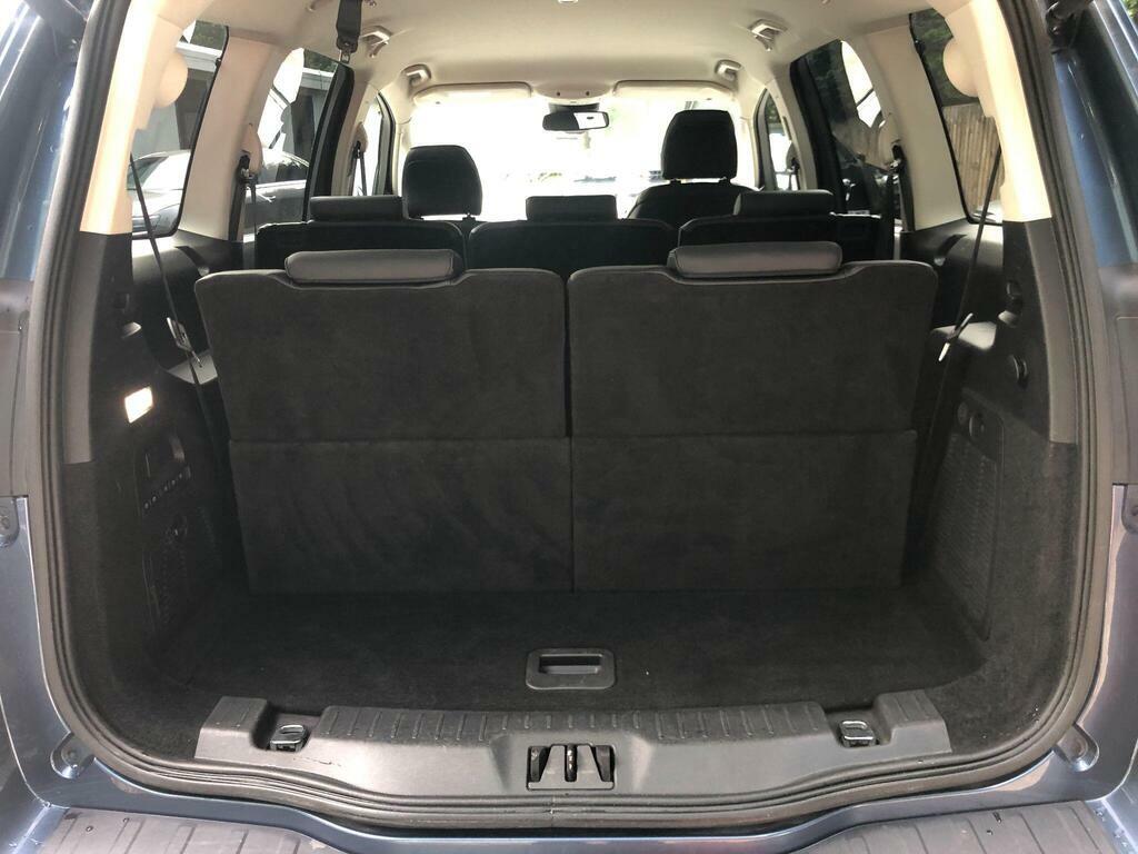 Ford Galaxy Titanium Silver #23