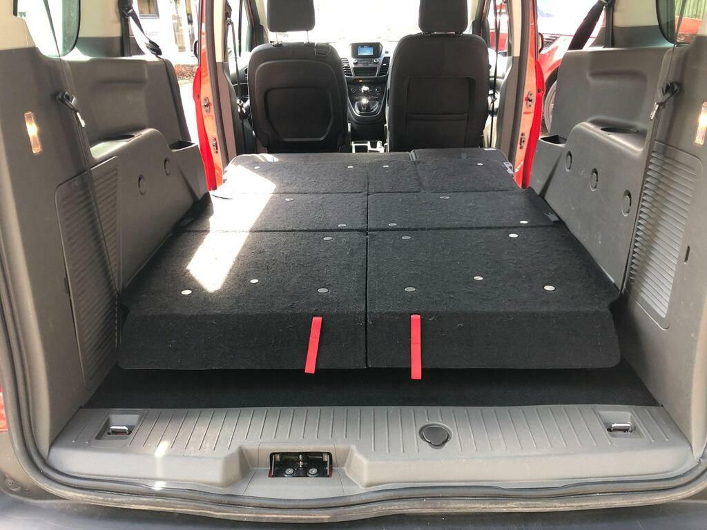 Ford Grand Tourneo Connect 1.5 Titanium Tdci 114 Bhp.7 Seatsglass Roofe Blue #32
