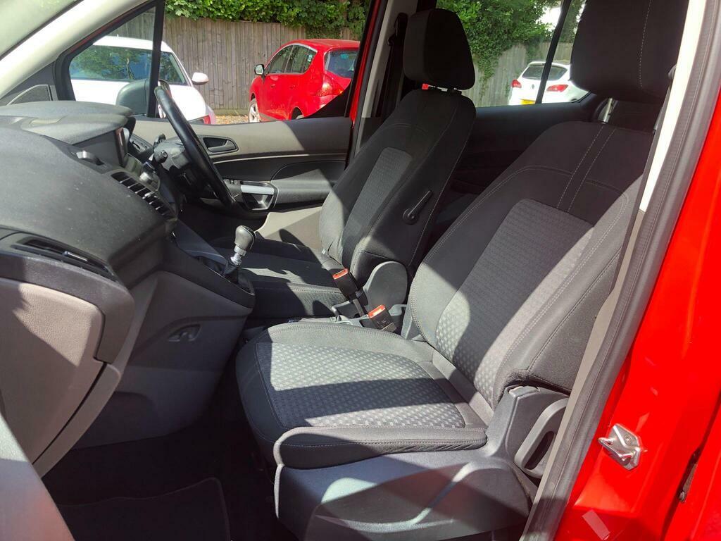 Ford Grand Tourneo Connect 1.5 Titanium Tdci 114 Bhp.7 Seatsglass Roofe Blue #24