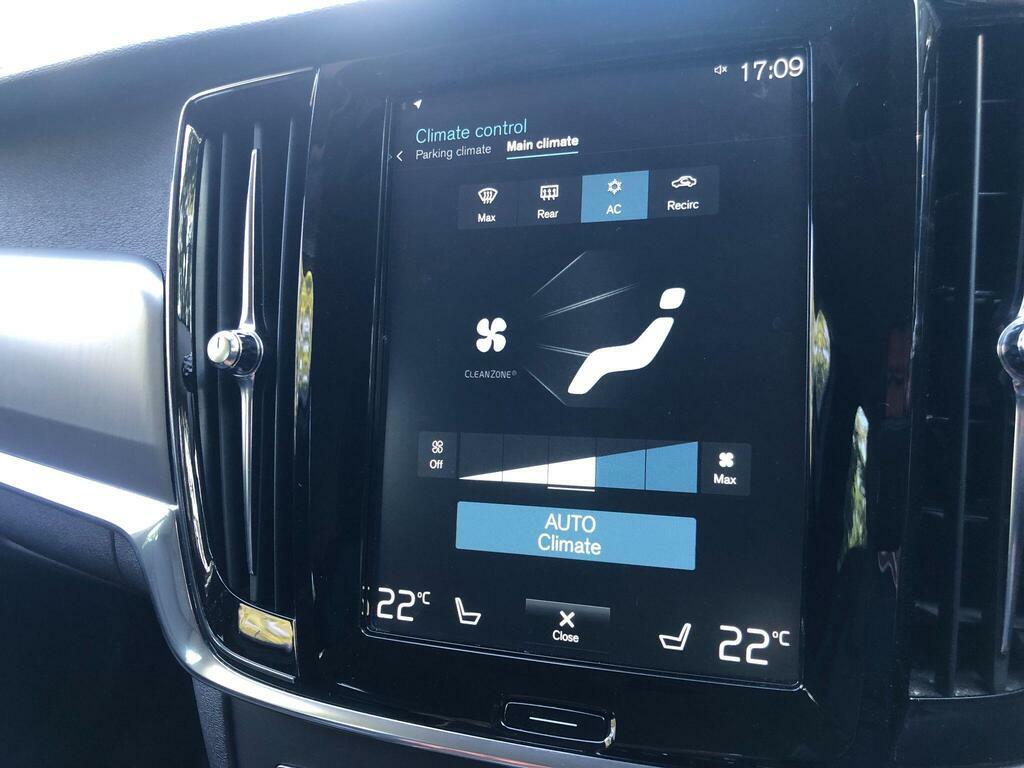 Volvo V90  Black #41