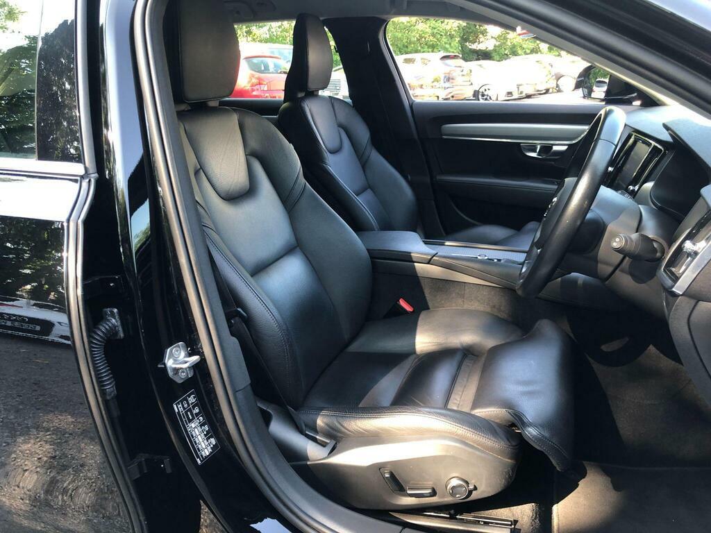 Volvo V90  Black #23