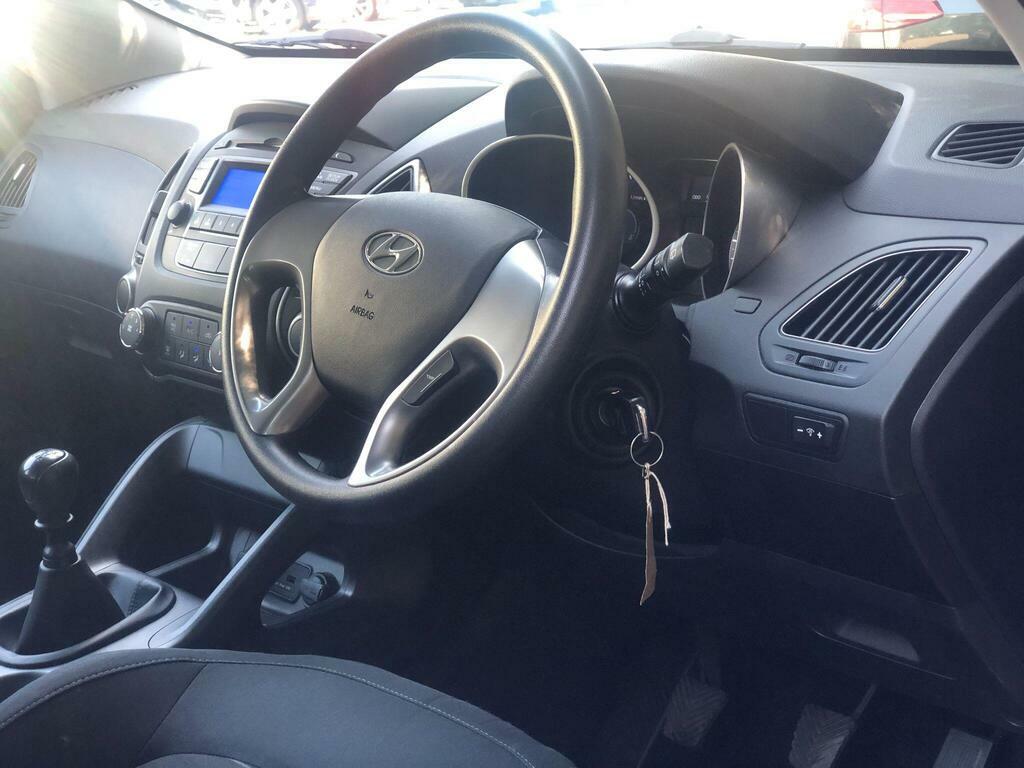 Hyundai Ix35 1.7 Se Crdi Grey #24
