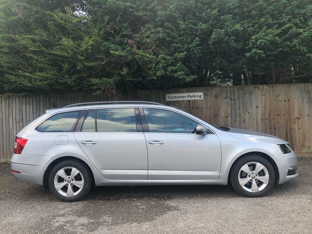 Skoda Octavia 1.5 Tsi Act Se Technology Euro 6 S S Silver #3