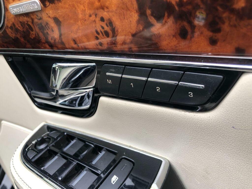 Jaguar XJ D V6 Portfolio Red #54