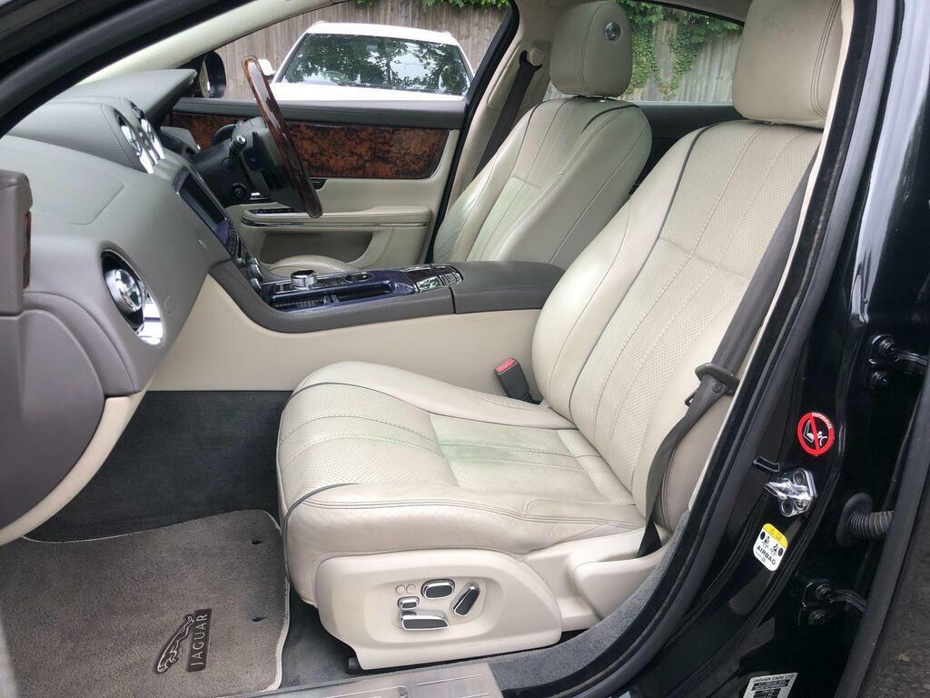 Jaguar XJ D V6 Portfolio Red #25
