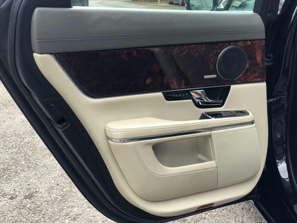 Jaguar XJ D V6 Portfolio Red #18
