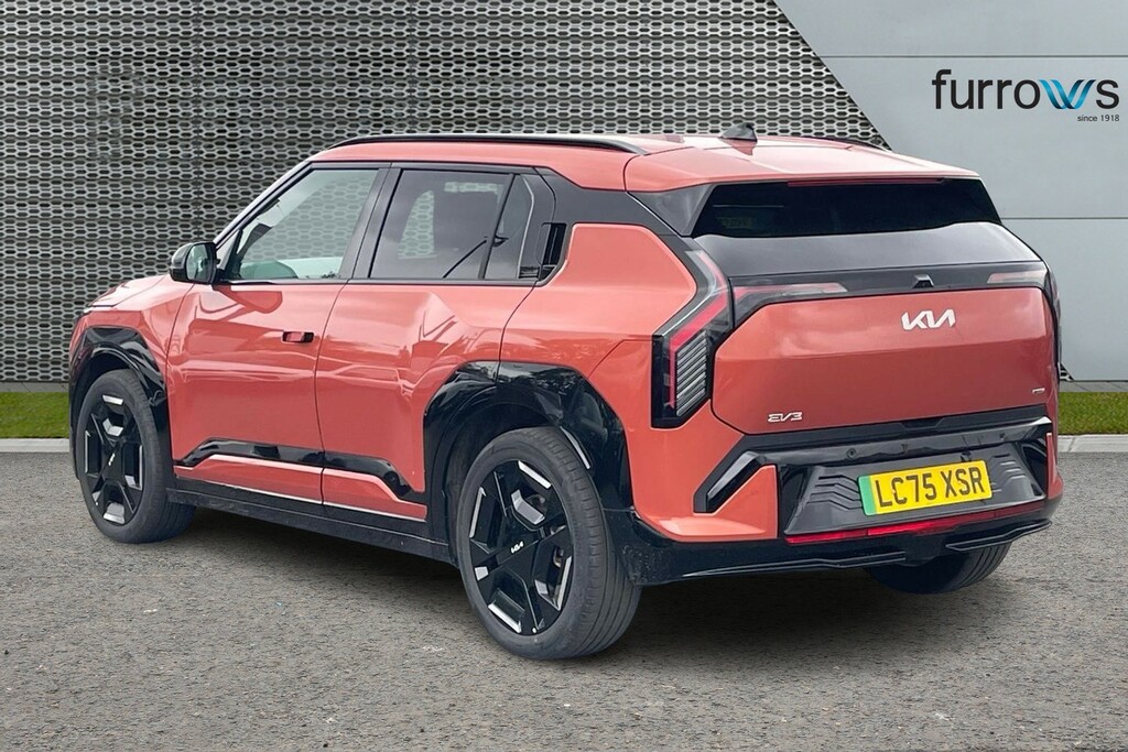 Kia EV3 148Kw Gt-line 81.4Kwh LC75XSR Orange #3