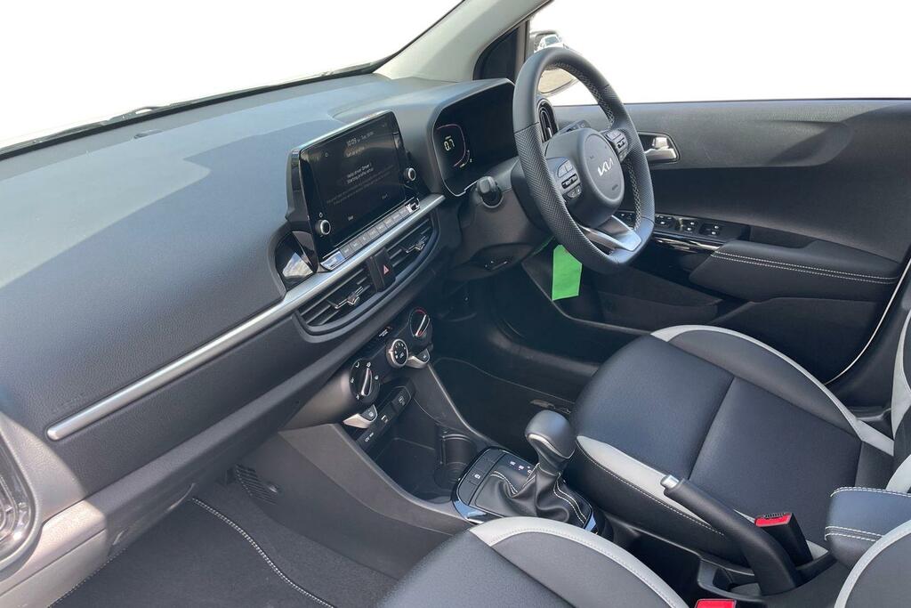 Kia Picanto 1.0 67 Gt-line DN75HAE White #2