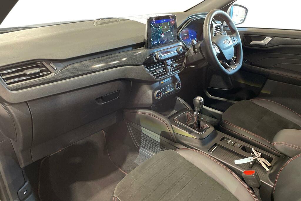 Ford Kuga 1.5 Ecoboost 150 St-line Edition GY23DVL Silver #2